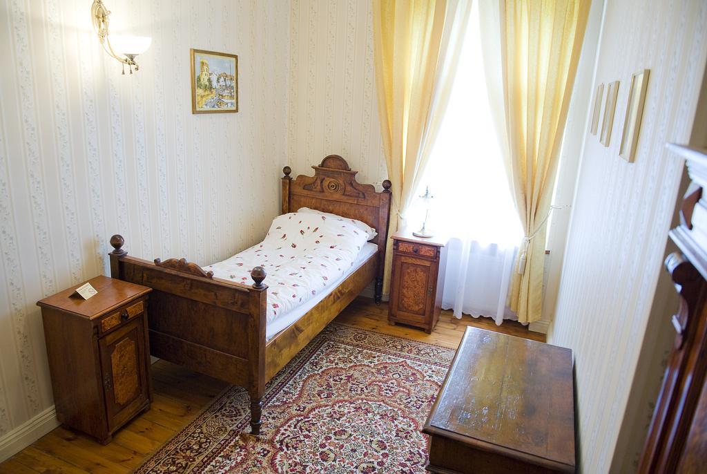 Palac Brzezno Spa & Golf Oborniki Slaskie Room photo